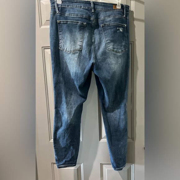 Size 18W Judy blue skinny jeans - Picture 2 of 2